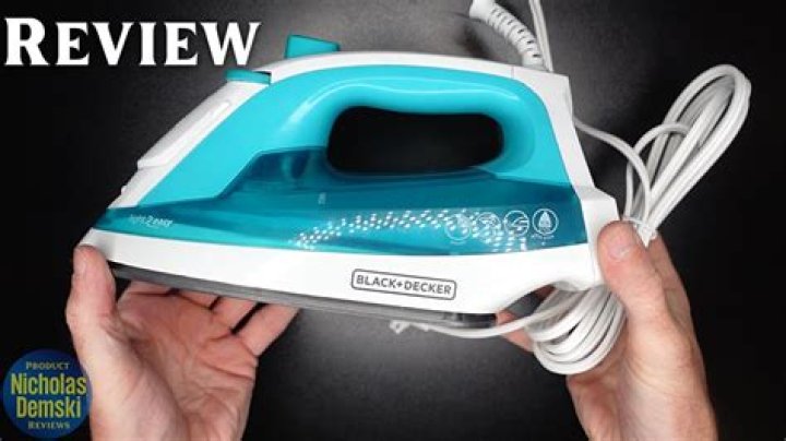 How does the auto clean work on the Black and Decker iron?