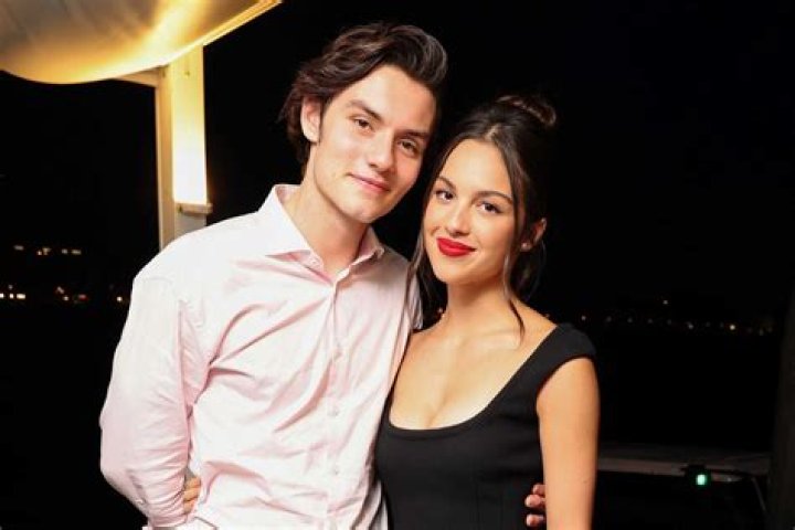 How Long Have Louis Partridge and Girlfriend Sydney Chandler Been Dating?
