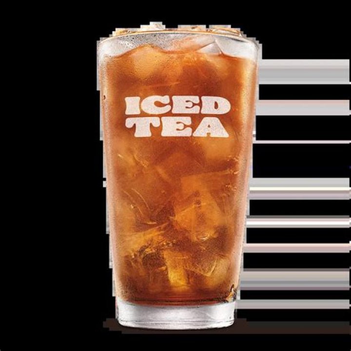 How many calories are in a glass of sweetened iced tea?
