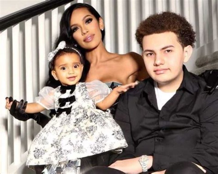 How many kids does Erica Mena have?