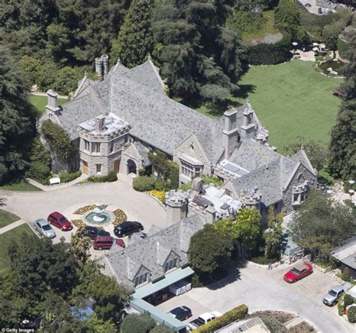 How much did Hugh Hefner buy the Playboy Mansion for?