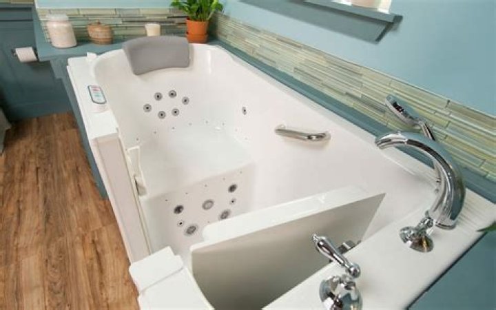 How much do Jacuzzi walk in tubs cost?