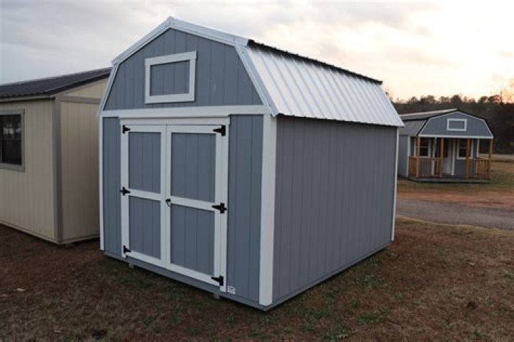 How much does it cost to build a 10 x 12 shed?