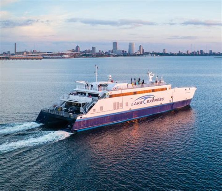 How much does the ferry cost from Milwaukee to Michigan?