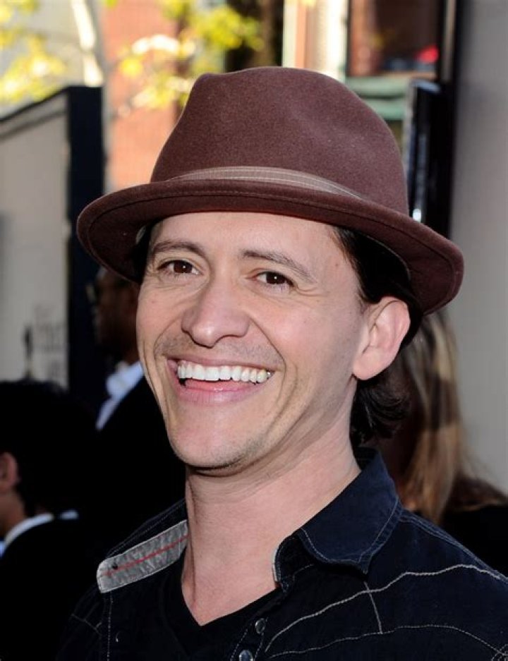 How much is Clifton Collins Jr worth?