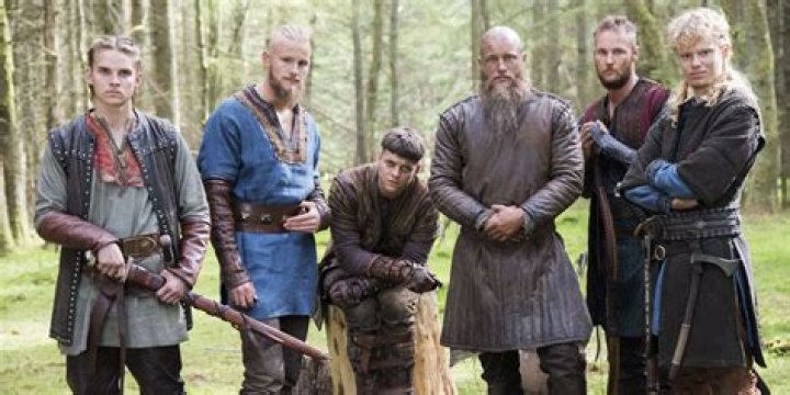 How old are Ragnar’s sons in Season 4?