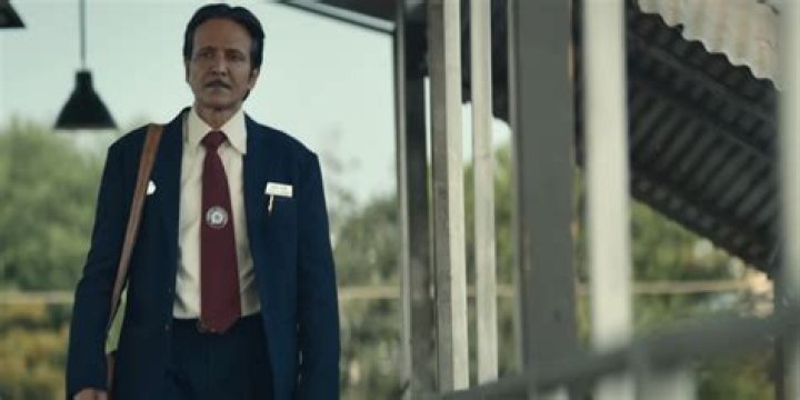 Iftekaar Siddiqui: Station Master is Based on Ghulam Dastagir. What Happened to Him?