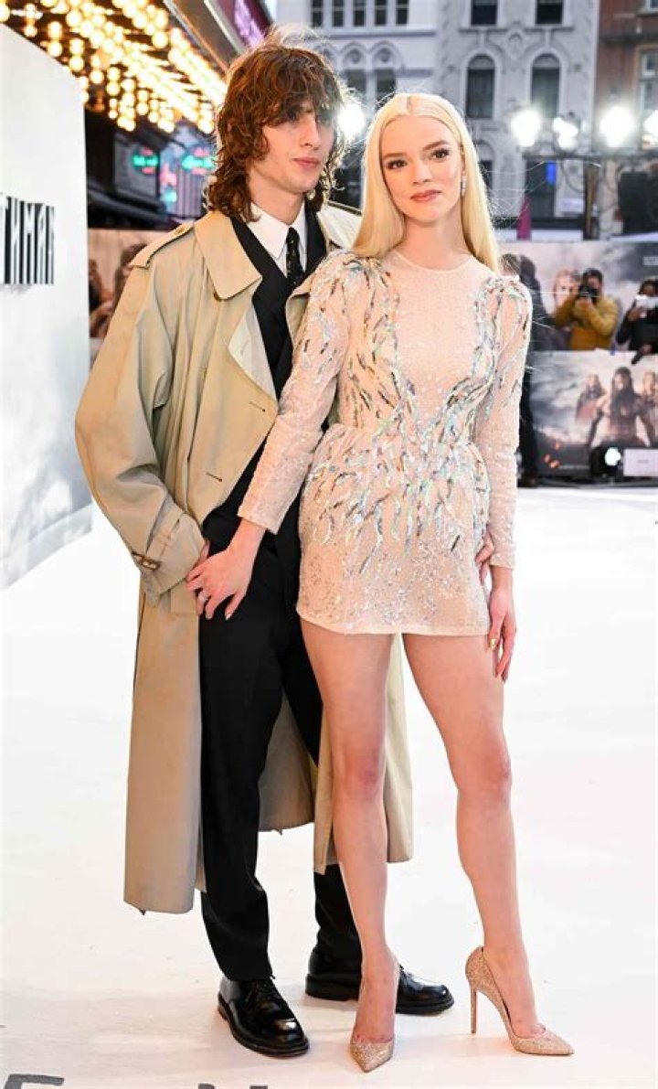 Is Anya Taylor Joy a lesbian?