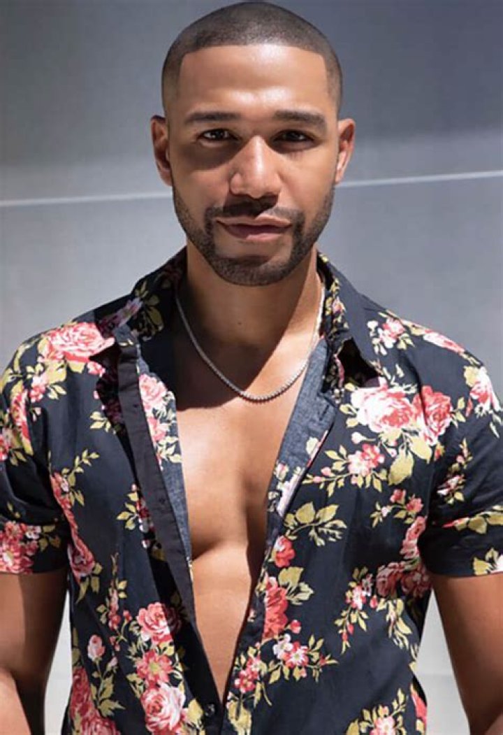 Is Blue Kimble Married to Wife? Or Dating a Girlfriend?