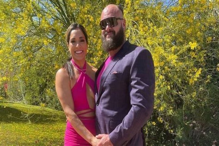 Is Braun Strowman Married? His Wife, Girlfriend, Children and Religion