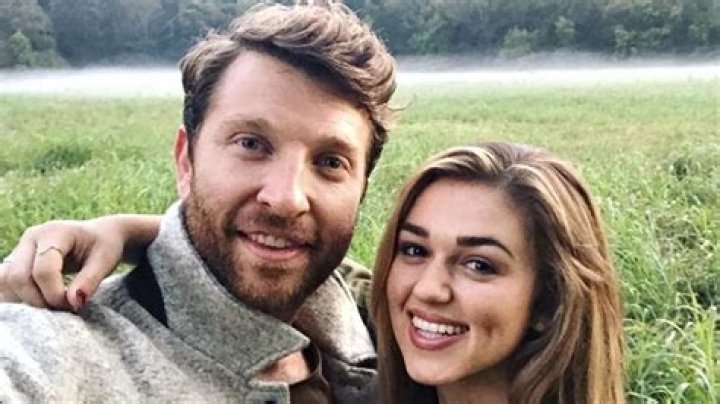 Is Brett Eldredge Married? Where Is Kelly Clarkson Now?