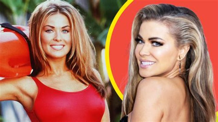 Is Carmen Electra a lesbian?