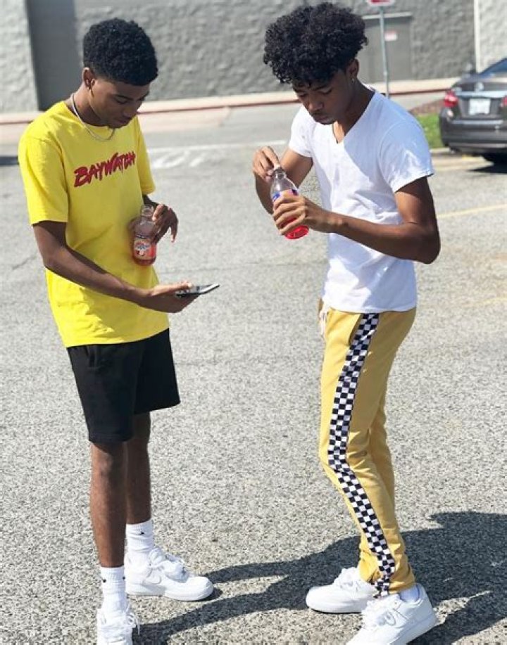 Is Chris Gilly and tray bills Brothers?