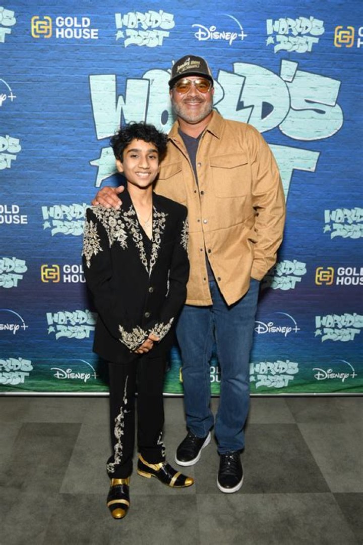 Is Christopher Jackson Gay? Age, Height, Net Worth