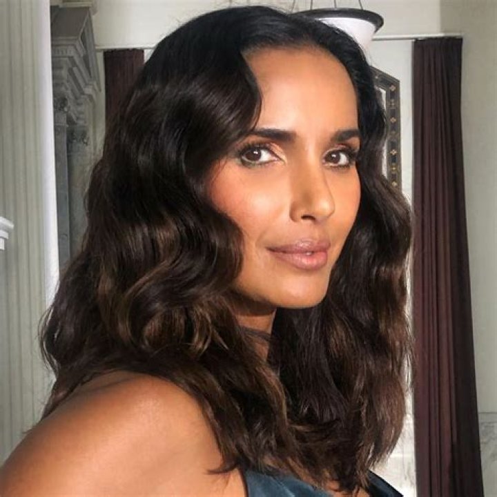 Is Clarissa Luard still alive or dead?