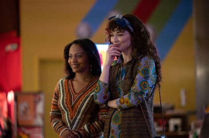 Is Crystal Reed lesbian?