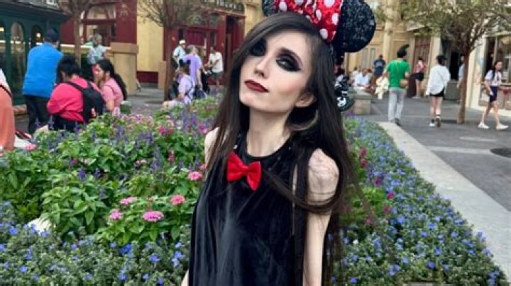 Is Eugenia Cooney still alive or dead?