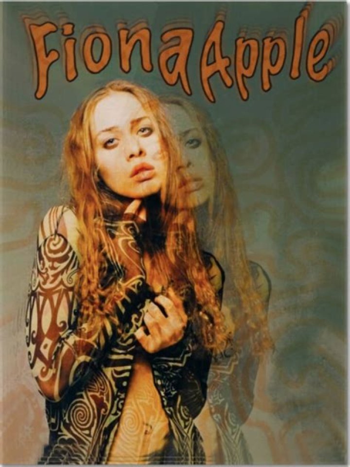 Is Fiona Apple a lesbian?