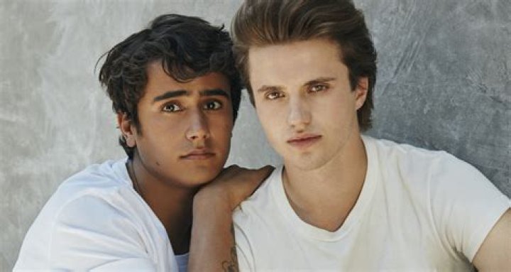 Is George Sear Gay? Age, Height, Net Worth