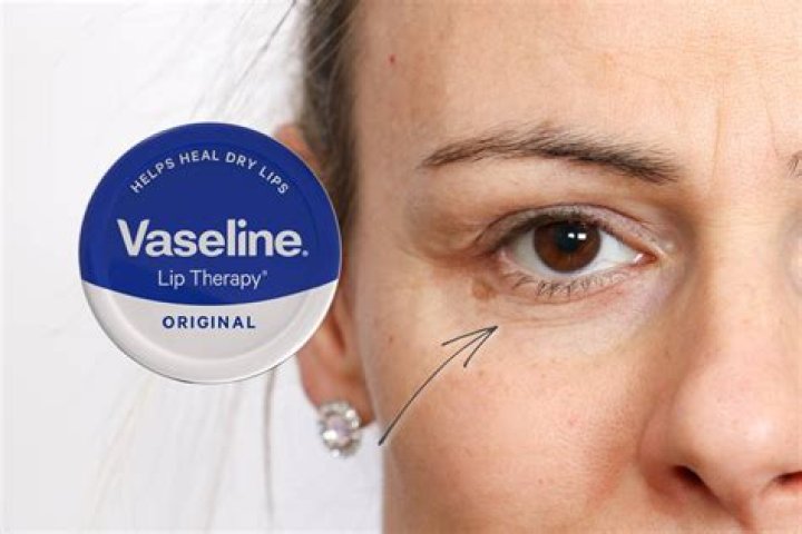 Is it safe to use Vaseline to remove eye makeup?