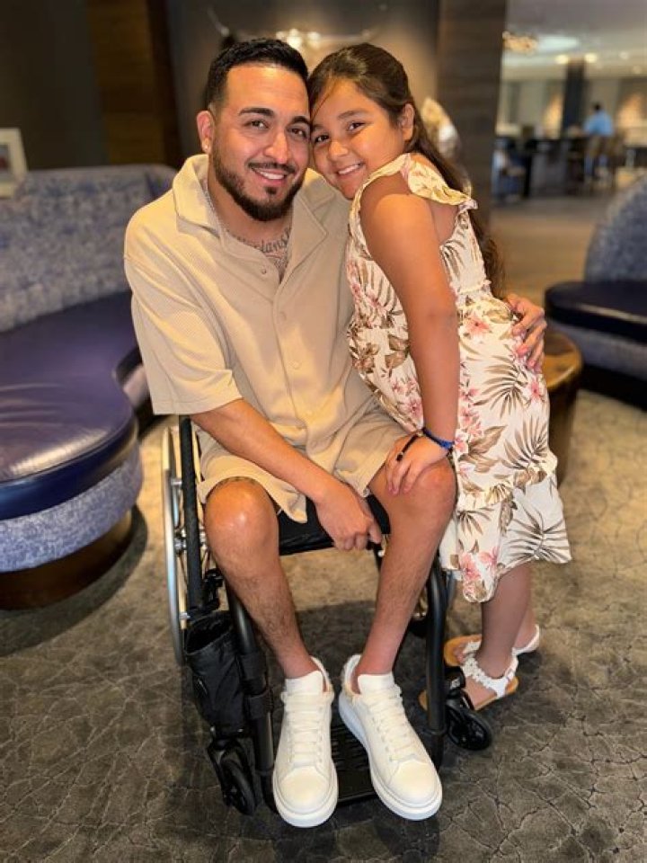 Is Jason Street paralyzed in real life?