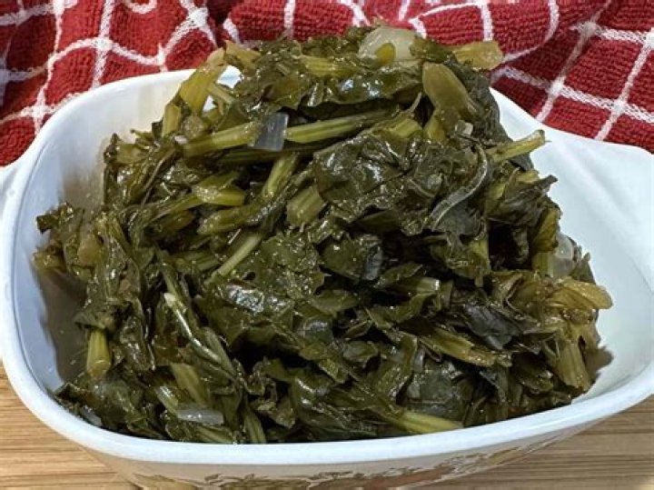 Is Kale the same as turnip greens?