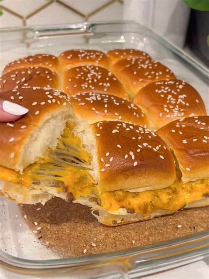 Is Laura Batali related to Mario Batali?