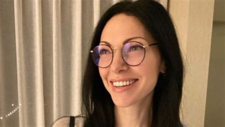 Is Laura Prepon sick?