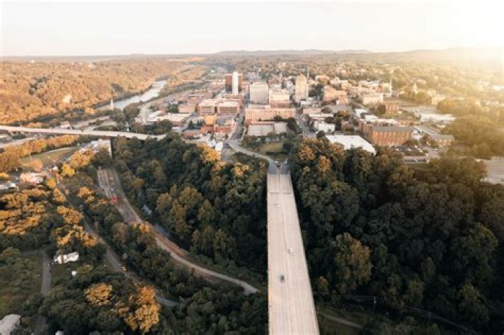 Is Lynchburg Tennessee a dry town?