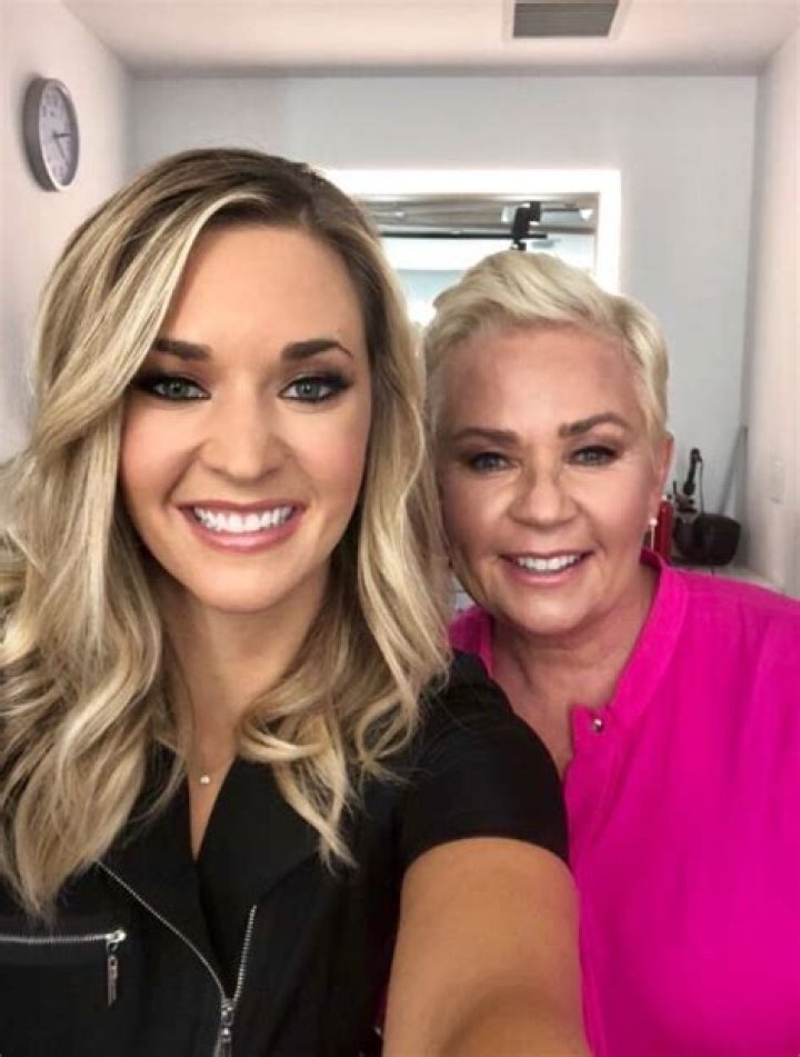 Is Mary Anne Marsh a lesbian?