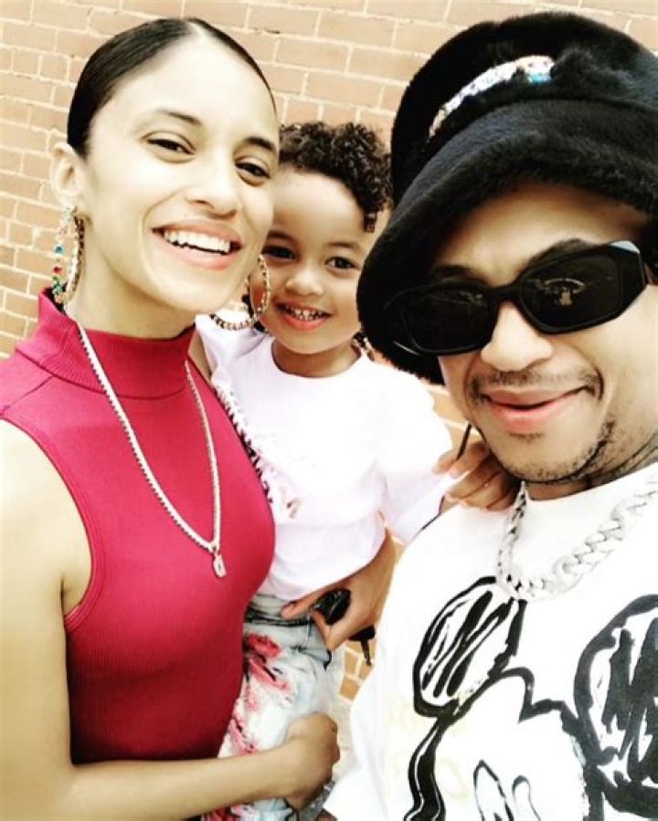 Is Orlando Brown Married to Wife? Or Dating a Girlfriend? Kids.