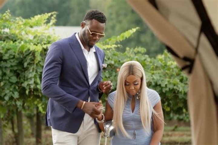 Is Robyn Parks Gay Or Lesbian? Robyn Parks Boyfriend/ Husband