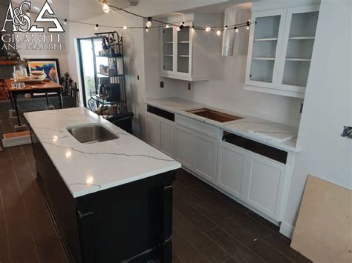 Is Silestone more expensive than quartz?