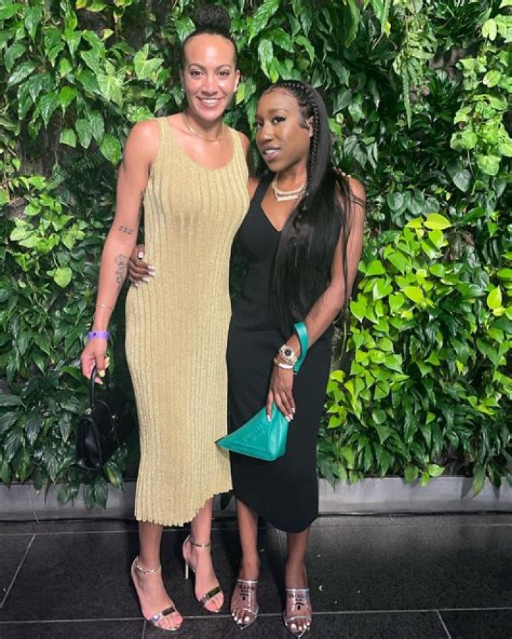 Is T Yanna Wallace Tupac Daughter?