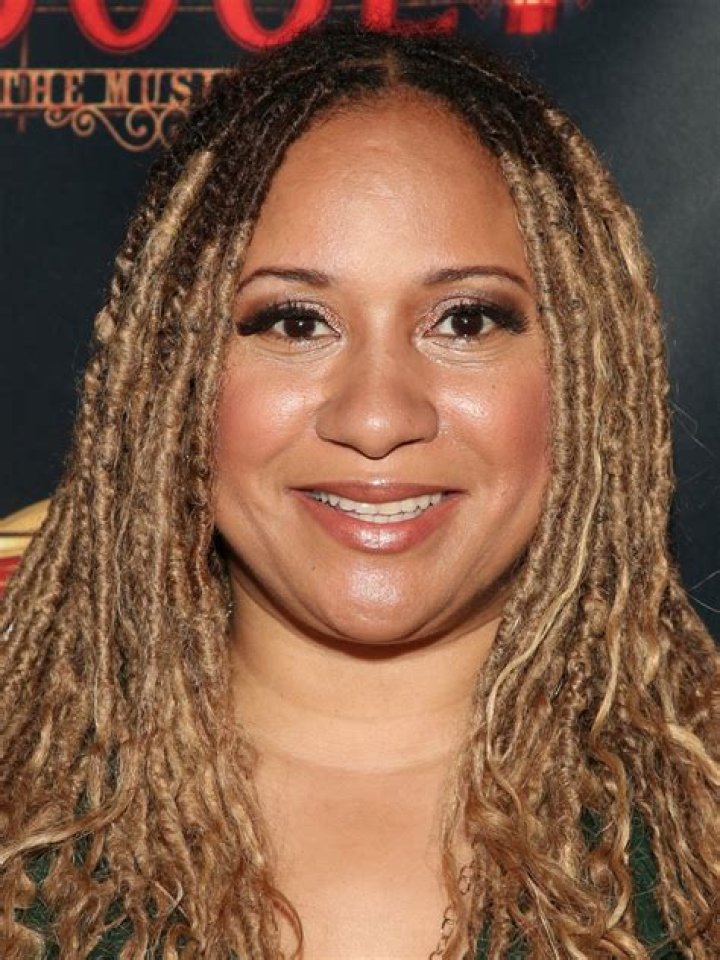 Is Tracie Thoms a lesbian?
