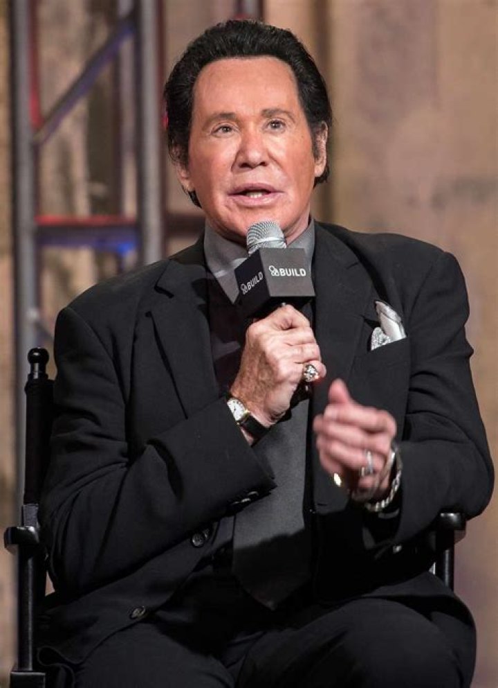 Is Wayne Newton Still Alive or Dead?