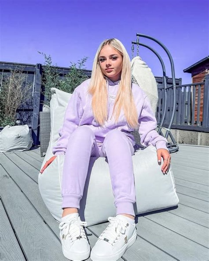 James Marsden Net Worth, Age, Girlfriend, Family, Biography & More