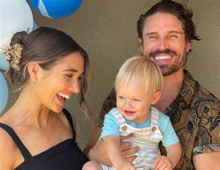 James O’Halloran is Married to Wife: Jaimee Gooley. Kids