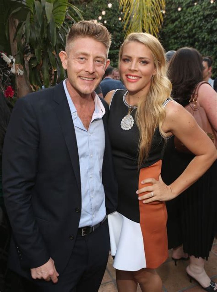 Jason Nash Wiki, Age, Net Worth, Girlfriend, Family, Biography & More