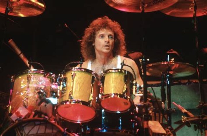 Joey Kramer net worth