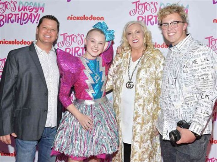 JoJo Siwa Siblings: Meet brother Jayden Siwa