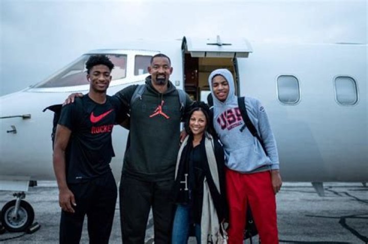 Juwan Howard is Married to Wife: Jenine Howard. Kids