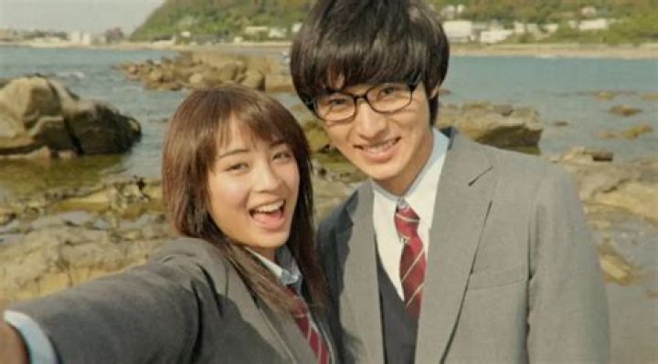 Kento Yamazaki Wife: Is He Married To Suzu Hirose? Kids Family And Net Worth