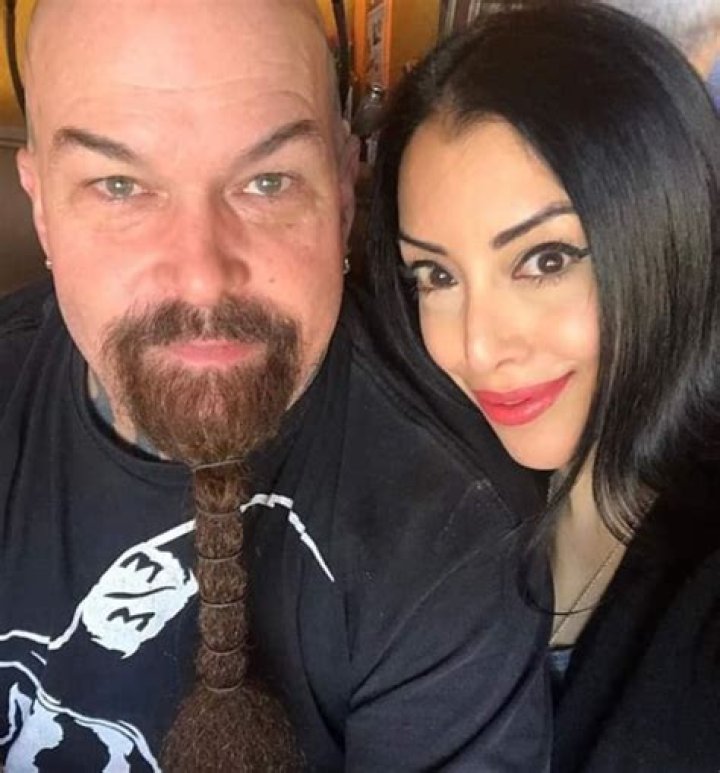 Kerry King is Married to Wife: Ayesha King. Kids