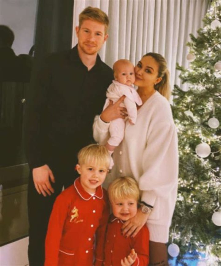 Kevin De Bruyne Is A Father Of Kids, Meet His Wife Michele Lacroix And Net Worth