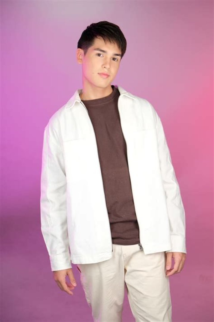 Kobie Brown Height, Weight, Net Worth, Age, Birthday, Wikipedia, Who, Instagram, Biography