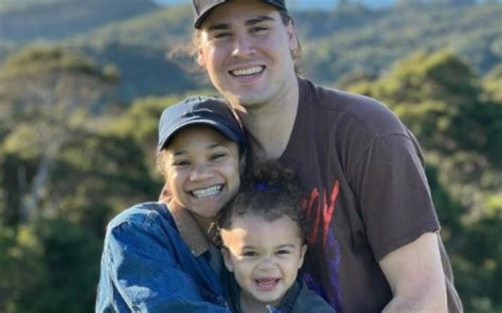 Kylee Russell Boyfriend Gavvin Schmidt Is A Musician From Orange County