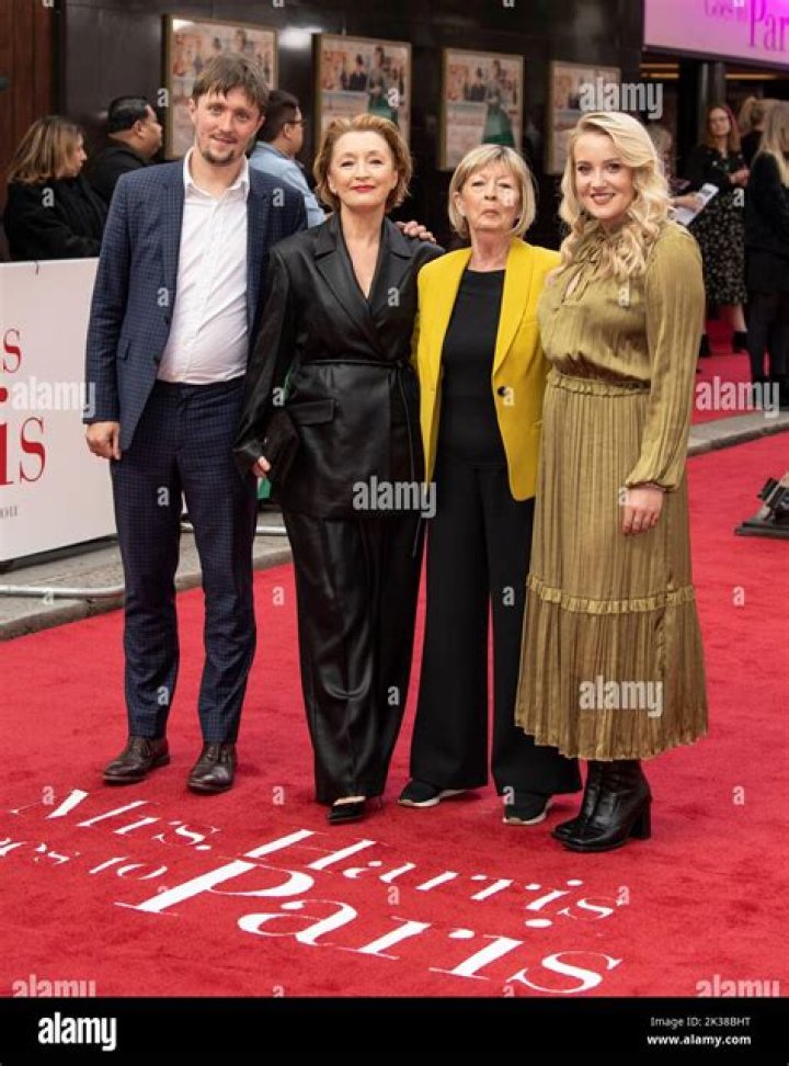 Lesley Manville Husband: Married To Gary Oldman, Son Alfie Oldman Family And Net Worth