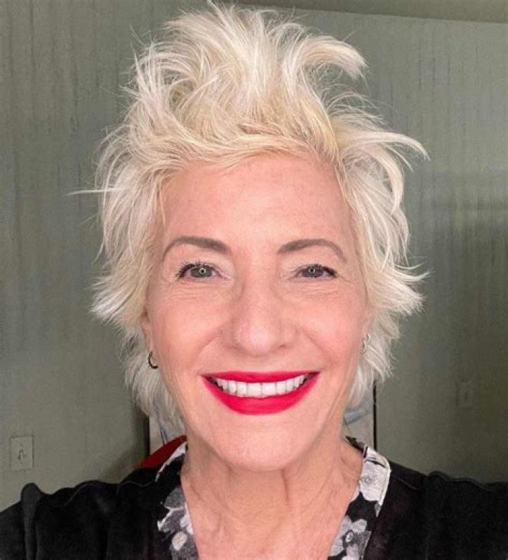 Lori Goldstein Height, Weight, Net Worth, Age, Birthday, Wikipedia, Who, Instagram, Biography