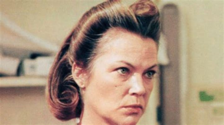 Louise Fletcher Height, Weight, Net Worth, Age, Birthday, Wikipedia, Who, Instagram, Biography